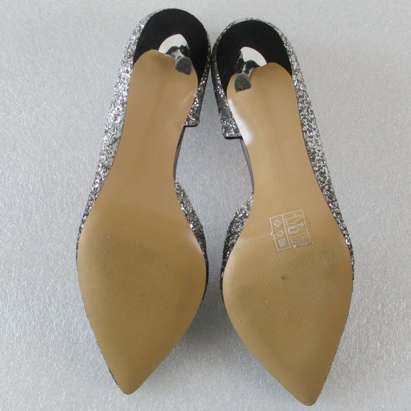 CHARLES & KEITH SILVER GLITTER PUMPS - Picture 14 of 16